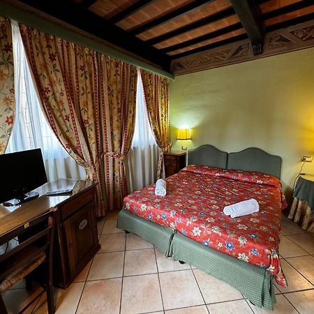 Villa Le Camelie Siena Eksteriør billede