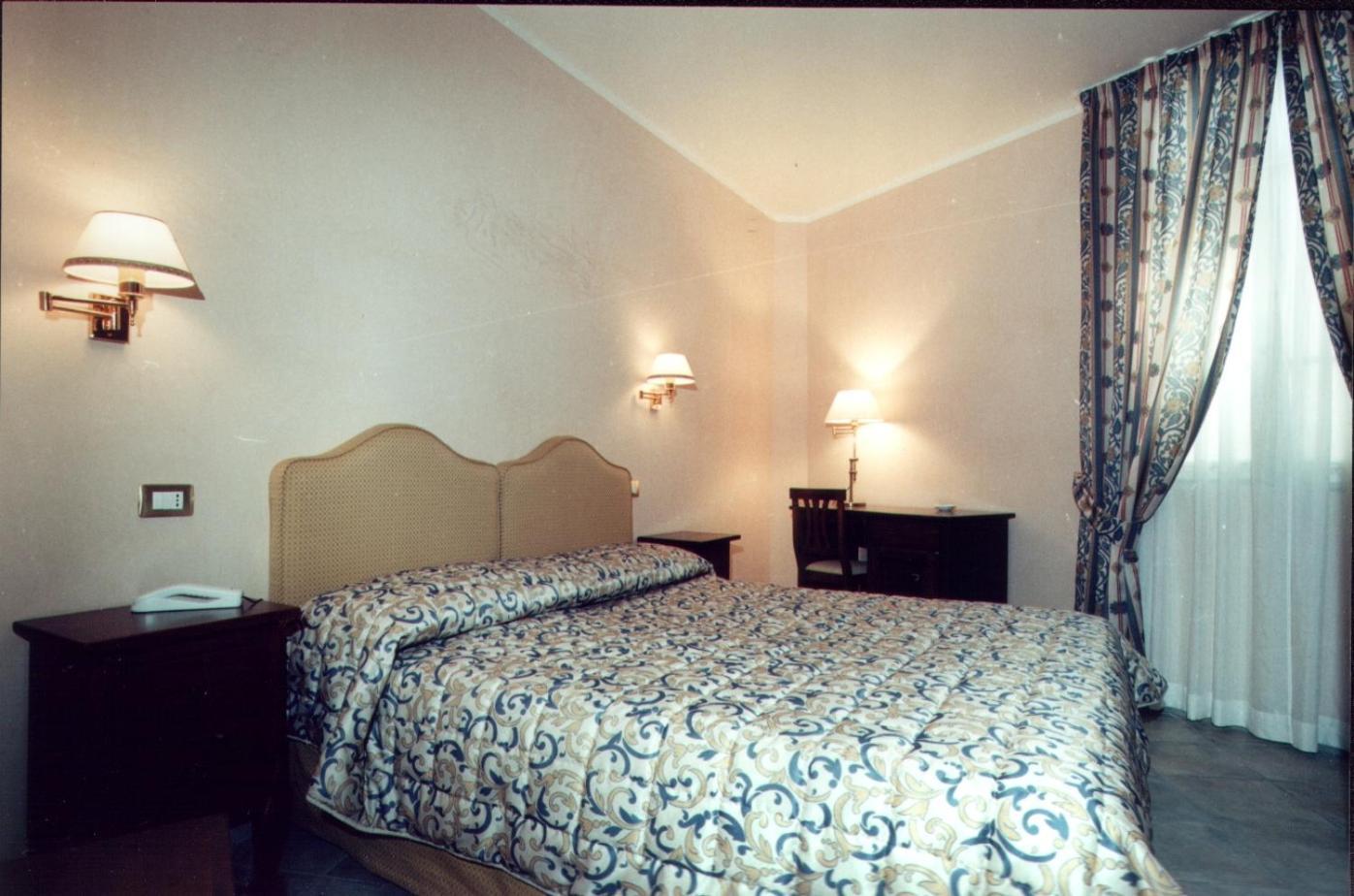 Villa Le Camelie Siena Eksteriør billede