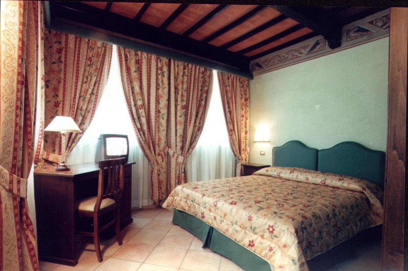 Villa Le Camelie Siena Eksteriør billede