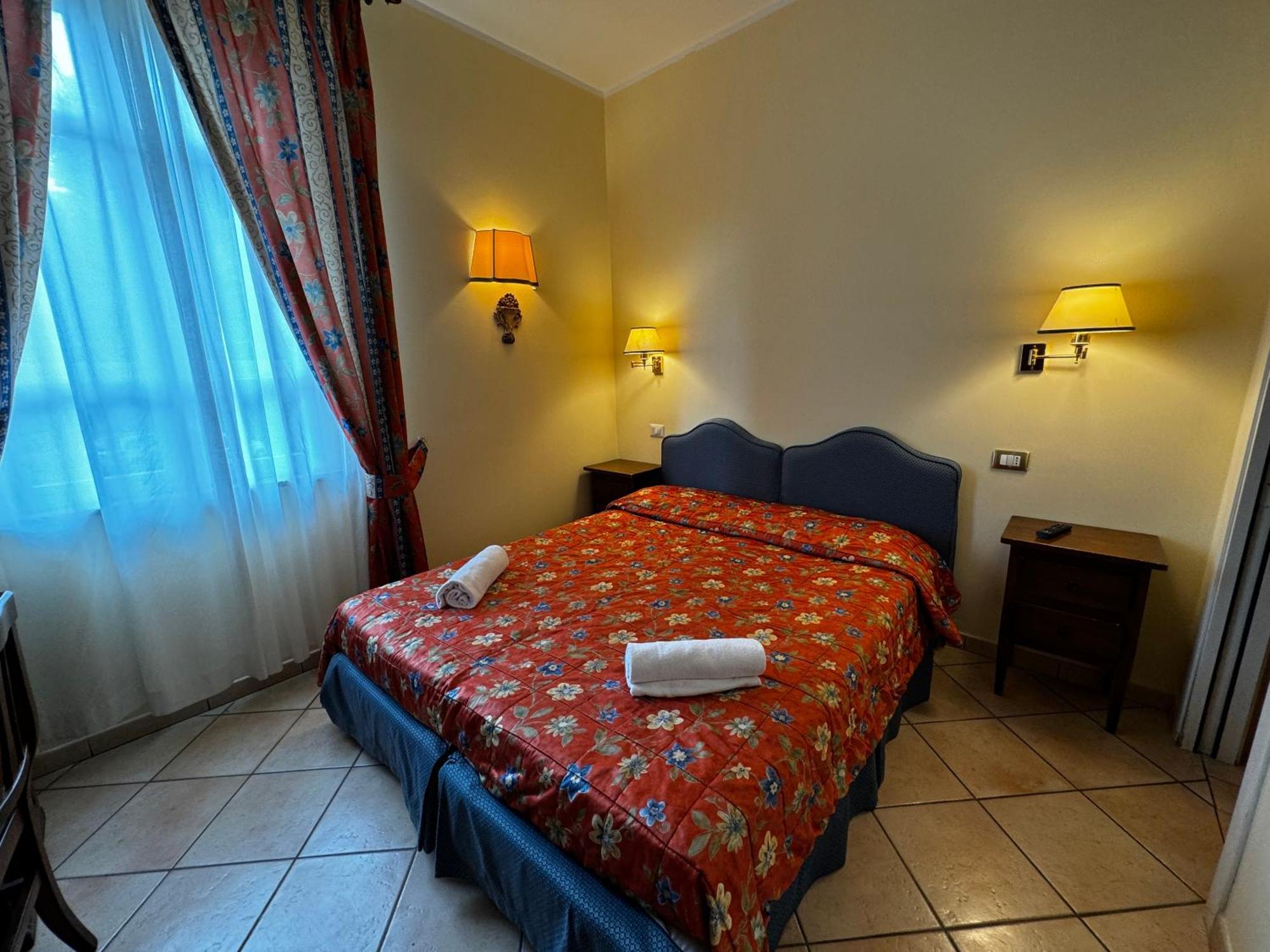 Villa Le Camelie Siena Eksteriør billede